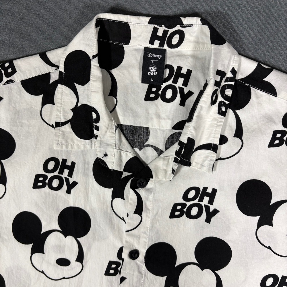 Neff‎ x Disney "OH BOY" Mickey Mouse White/Black Button Down Shirt Large